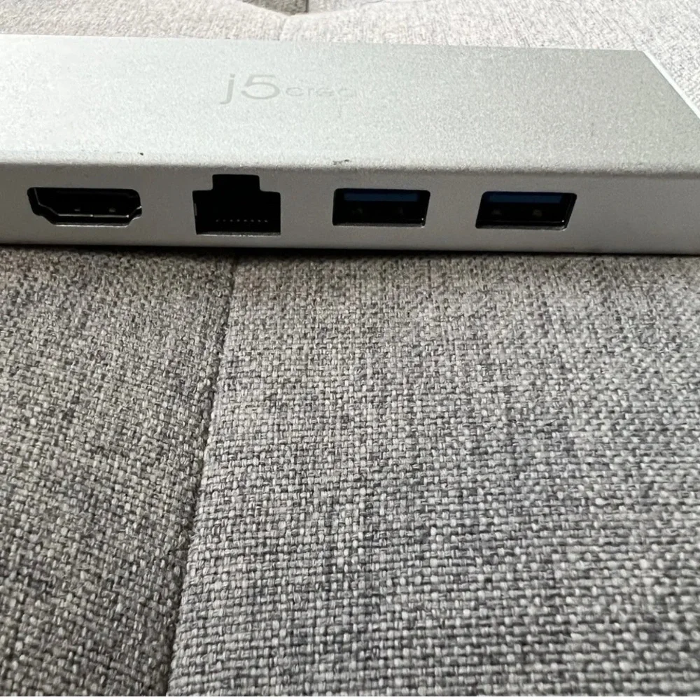 j5create JCD381 USB-C Docking Station